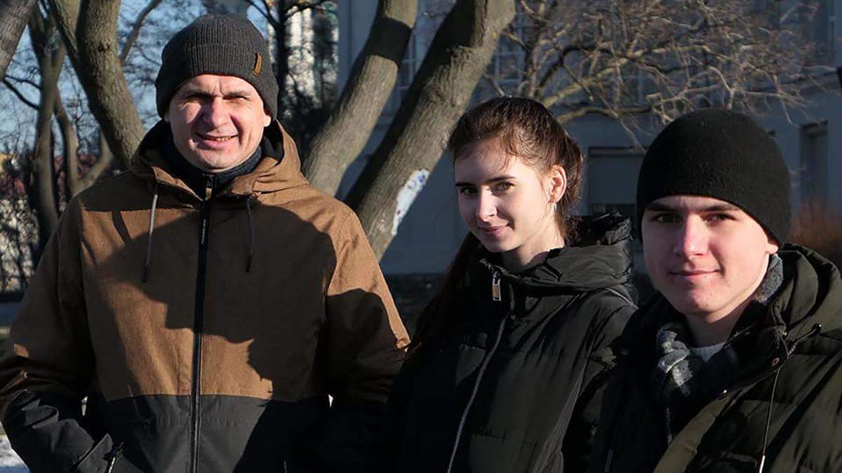 Семья Сенцова переехала в Киев из оккупированного Крыма