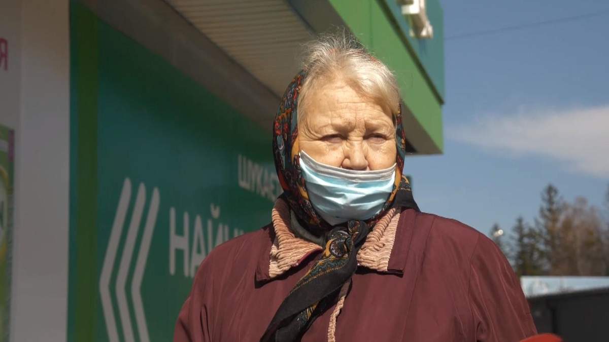 Придерживаются ли пенсионеры карантина в Украине: фото, видео