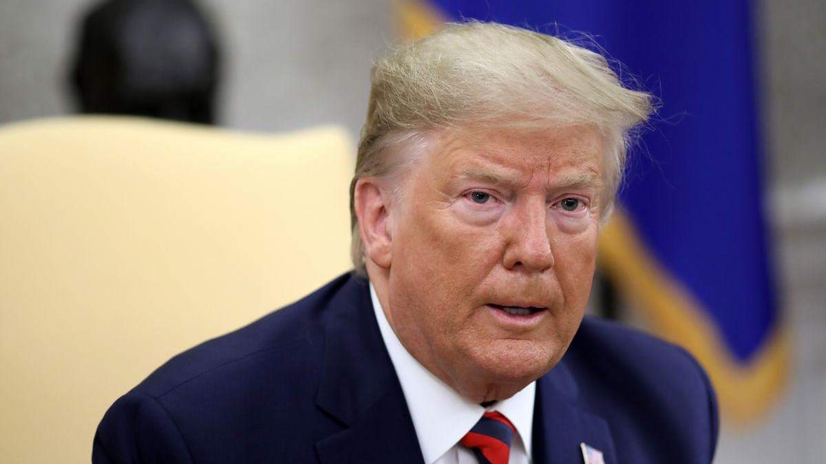 Трамп побачив "світло в кінці тунелю", незважаючи на високу смертність від коронавірусу