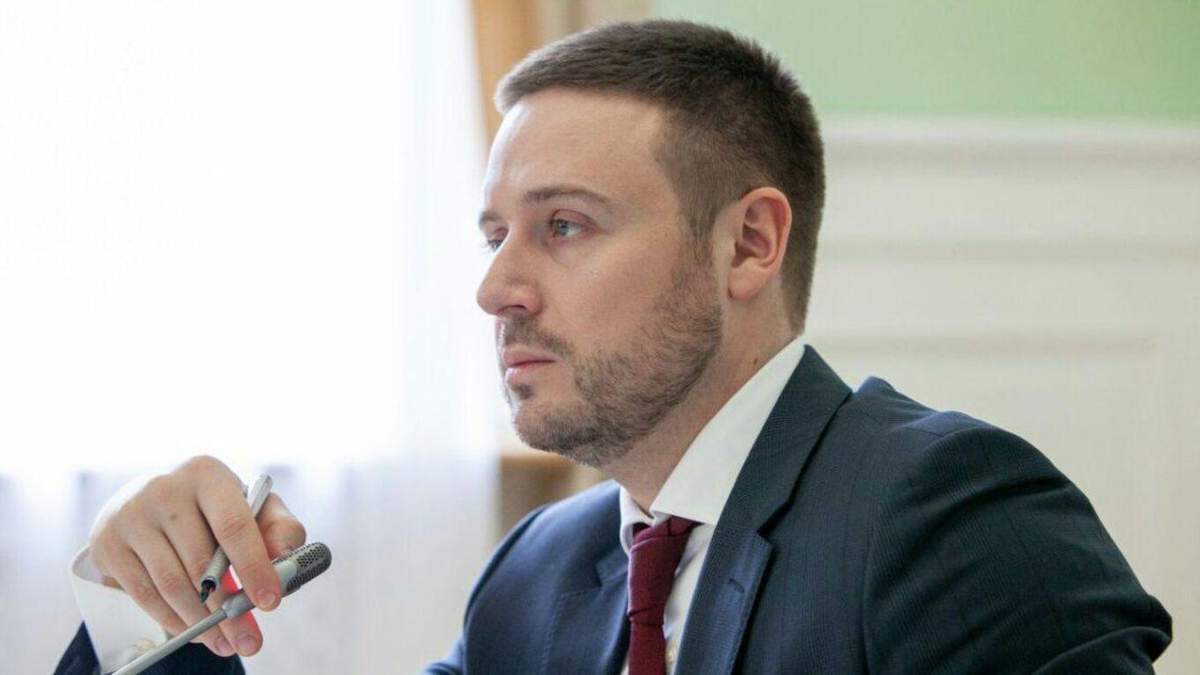 Володимир Слончак звільнений після скандалу – новини