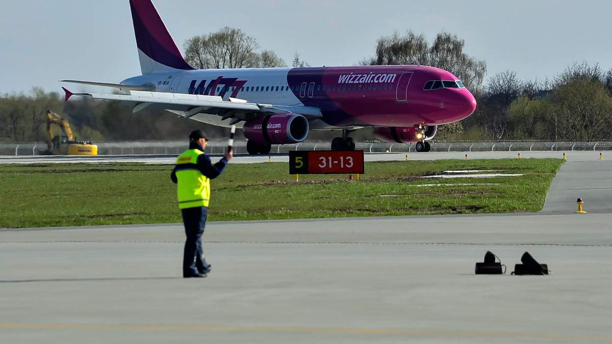 Wizz Air открывает базу во Львове во время пандемии – причина