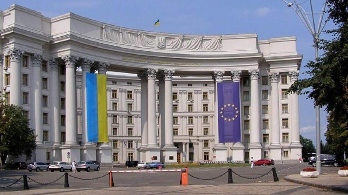 США виходить з Договору про відкрите небо: реакція України