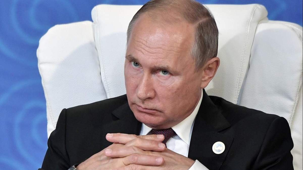 Путін згадав Крим під час святкування Дня Росії Путін згадав Крим під час святкування Дня Росії