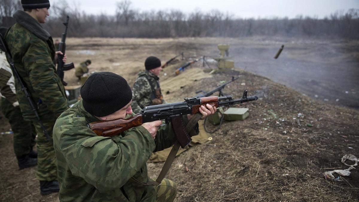 Бойовики порушили перемир'я другу добу поспіль: гатили з міномета Бойовики порушили перемир'я другу добу поспіль: гатили з міномета