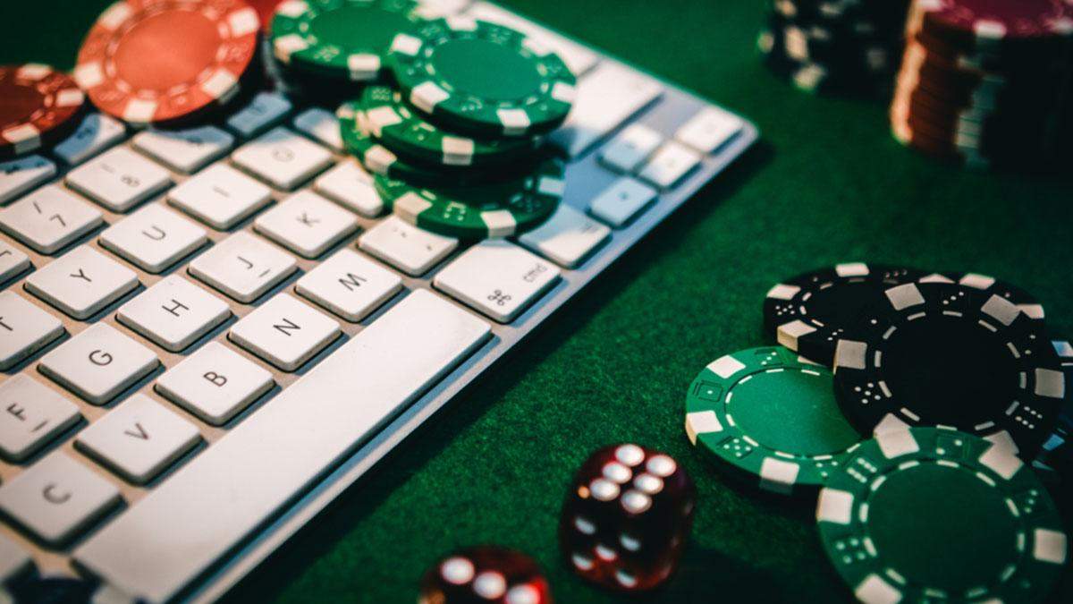 Покер онлайн возможность хохол и русский играют в карты