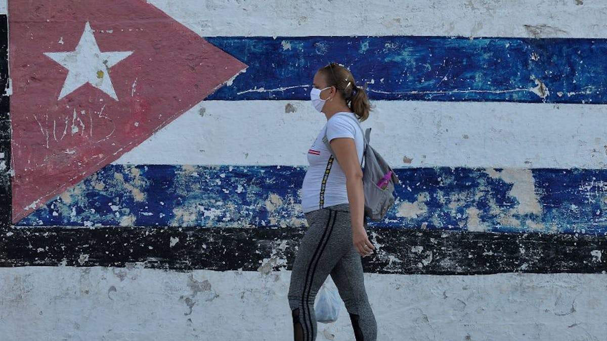 Очереди в государственных супермаркетах и смерть туризма: как Куба выживает во время кризиса