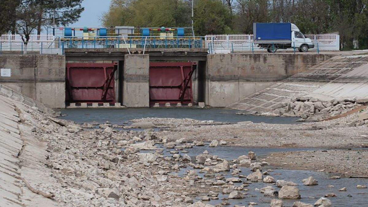 Проблемы с водой в Крыму: в Зеленского объяснили, почему они возникли