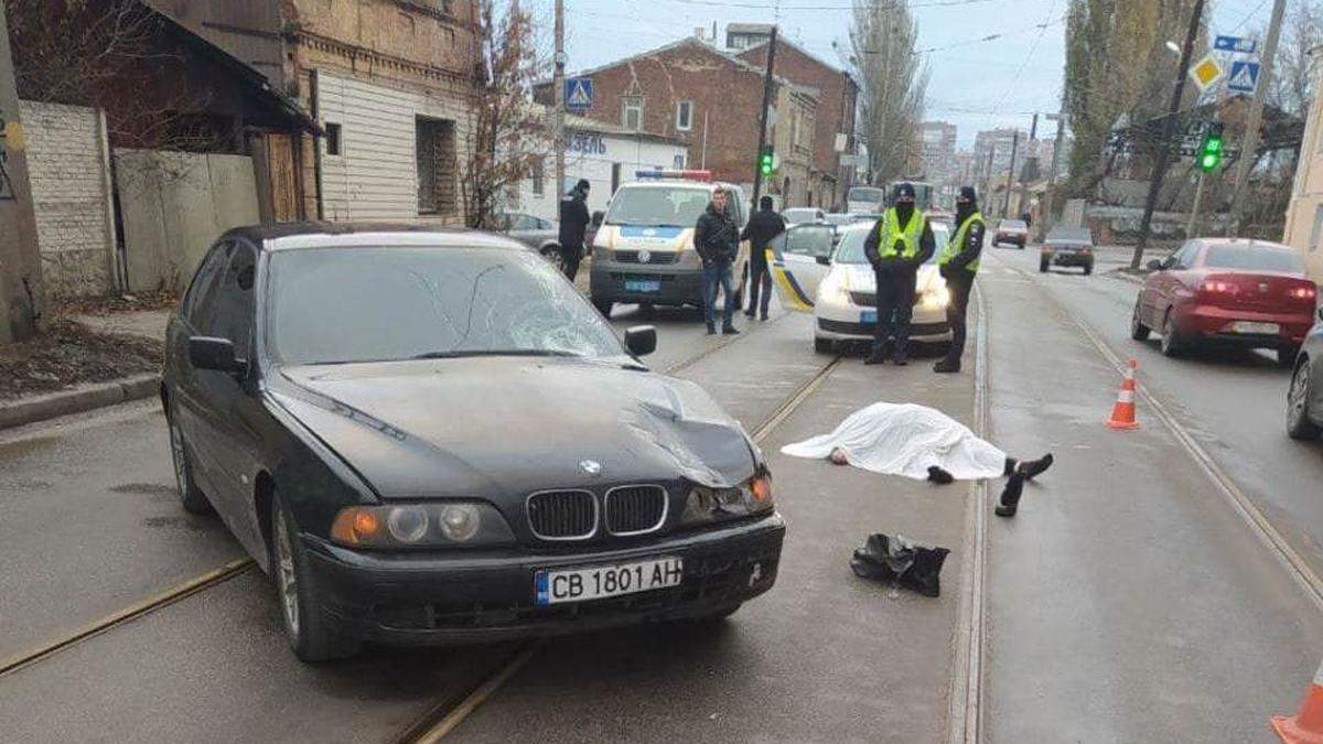 У Харкові BMW із іноземною реєстрацією на смерть збила жінку