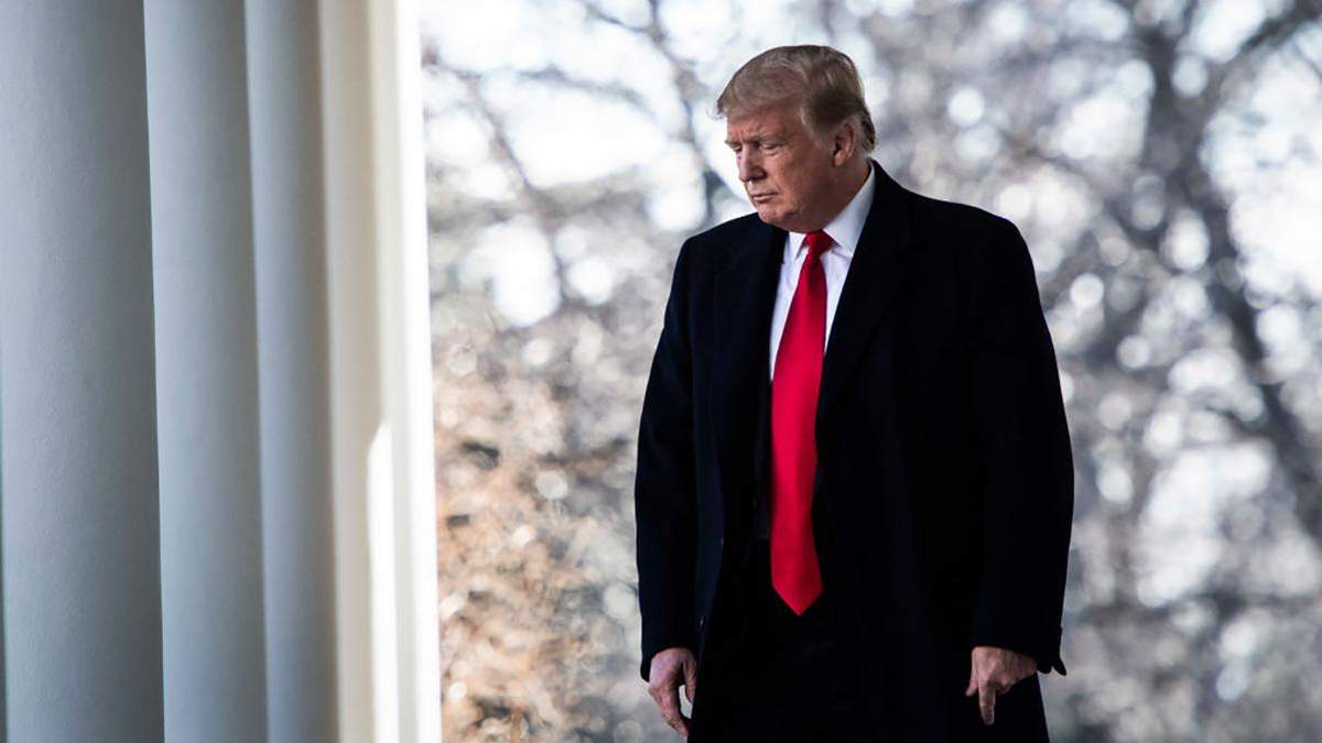 Чи планує Трамп помилувати найближчих соратників, перш ніж залишить Білий дім: що відомо 