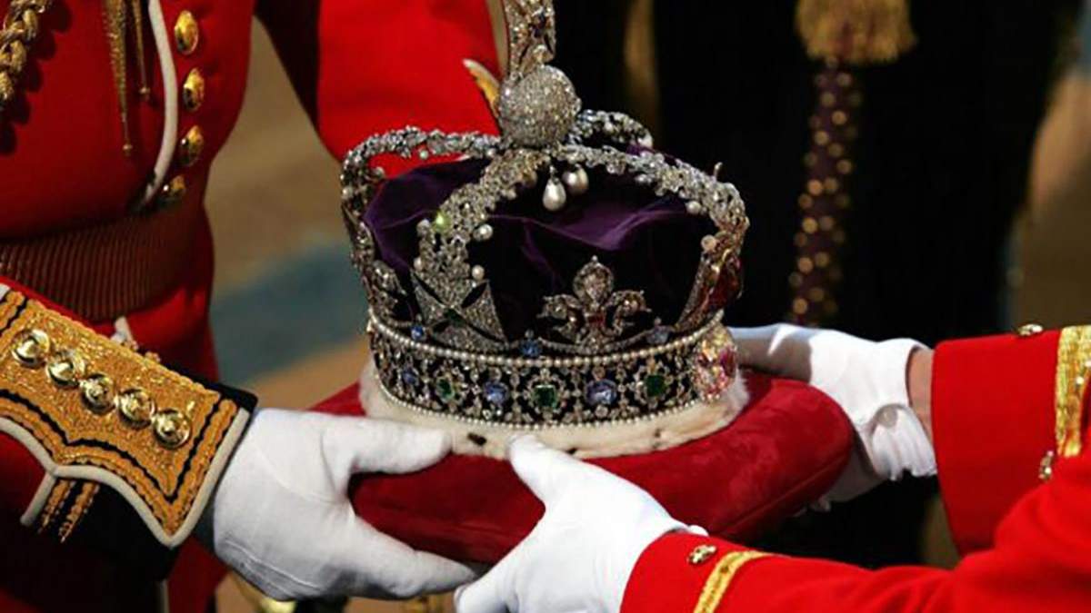 Історія британської корони є нескінченним ланцюгом криз, – Мацарський Історія британської корони є нескінченним ланцюгом криз, – Мацарський