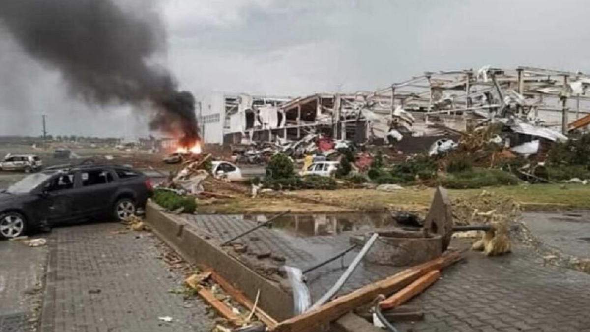 Жахливий торнадо в Чехії: кількість постраждалих зросла