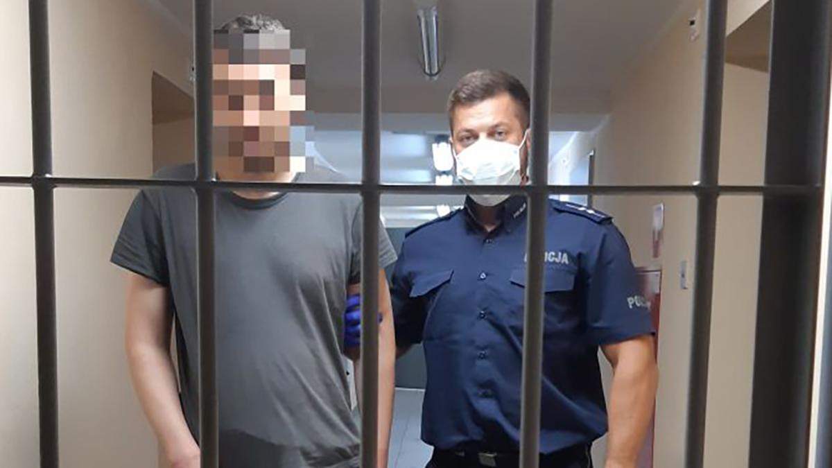 Терзал и бил кулаками: в Польше украинец едва не убил свою мать - Vimarsana News
