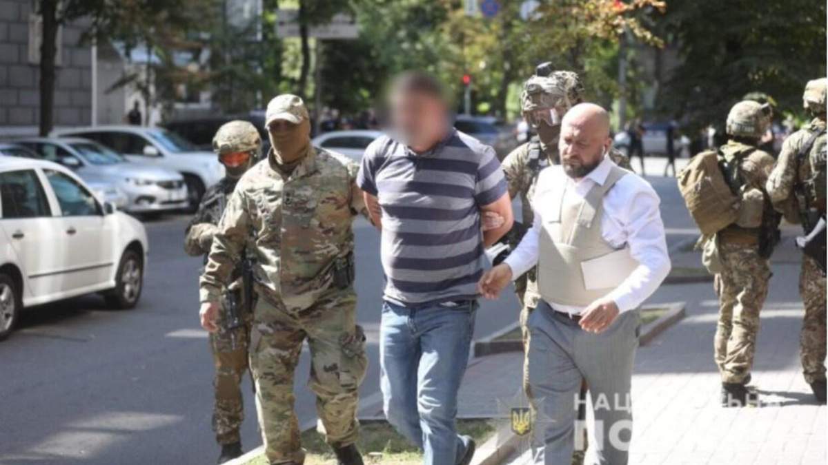 Чоловіку, що захопив уряд, загрожує до 15 років ув'язнення - Vimarsana News