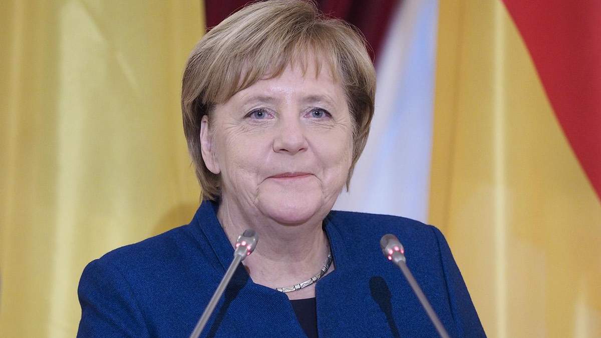 Німецький Бундестаг оприлюднив деталі візиту Меркель в Україну - 24 Канал