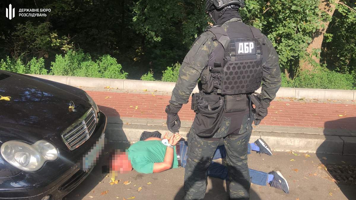 Посадовців Міноборони спіймали "на гарячому"