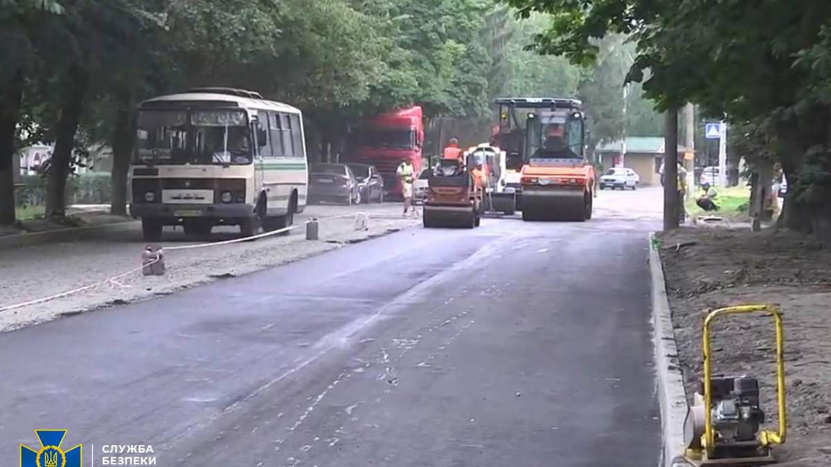 СБУ викрила розкрадання на будівництві доріг