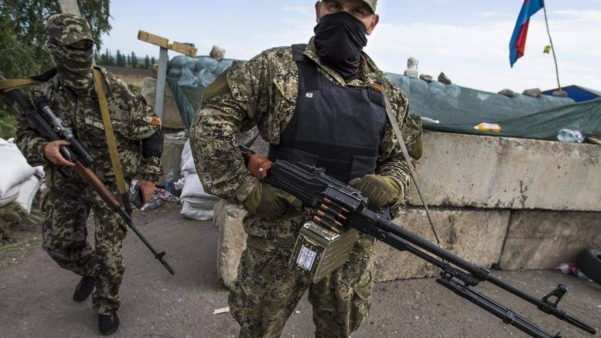 Прикрылись повязками СЦКК: оккупанты на Донбассе прибегли к циничной провокации