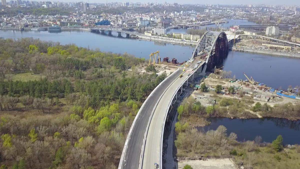 Кличко звільнив свого заступника через провал будівництва Подільського мосту