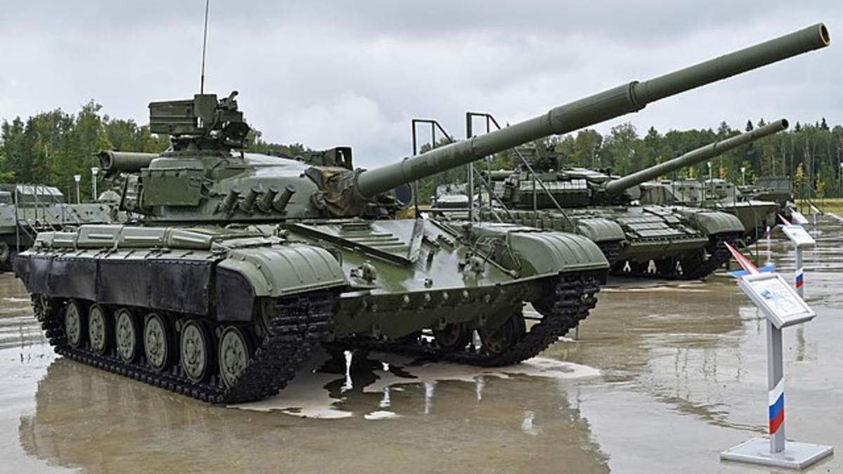 ОБСЄ знайшла у житловій зоні Луганська танк окупантів - Новини Луганська - 24 Канал