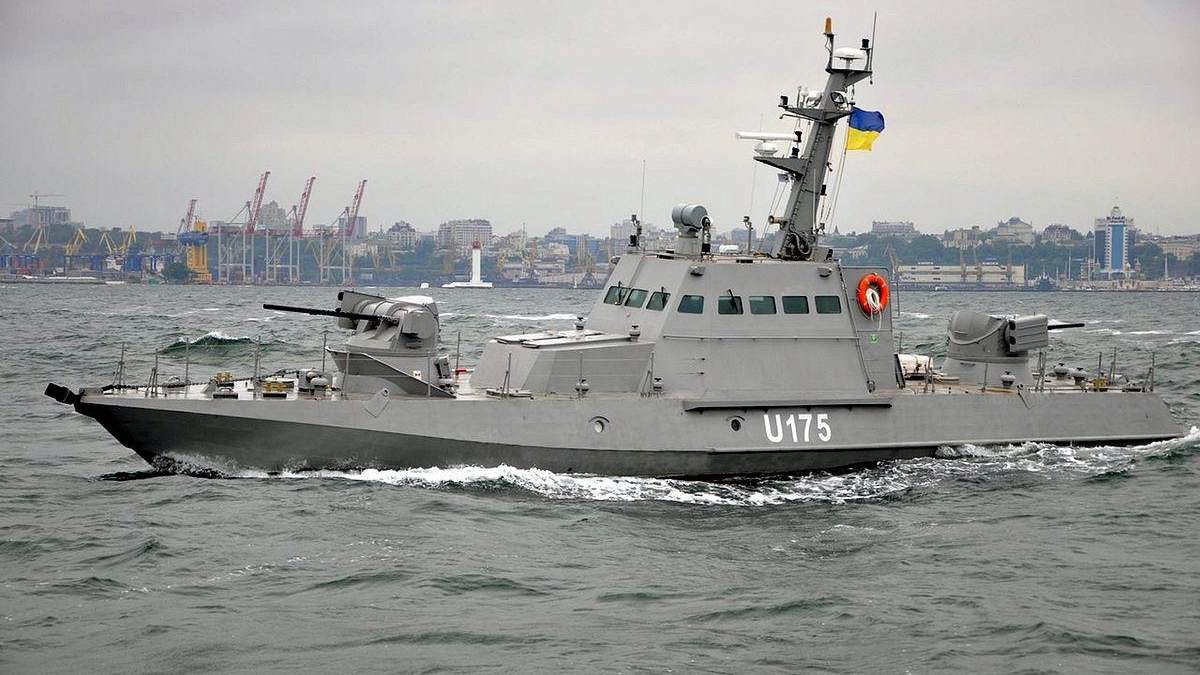 Украина начинает фактическое строительство 2 военно-морских баз, – Резников