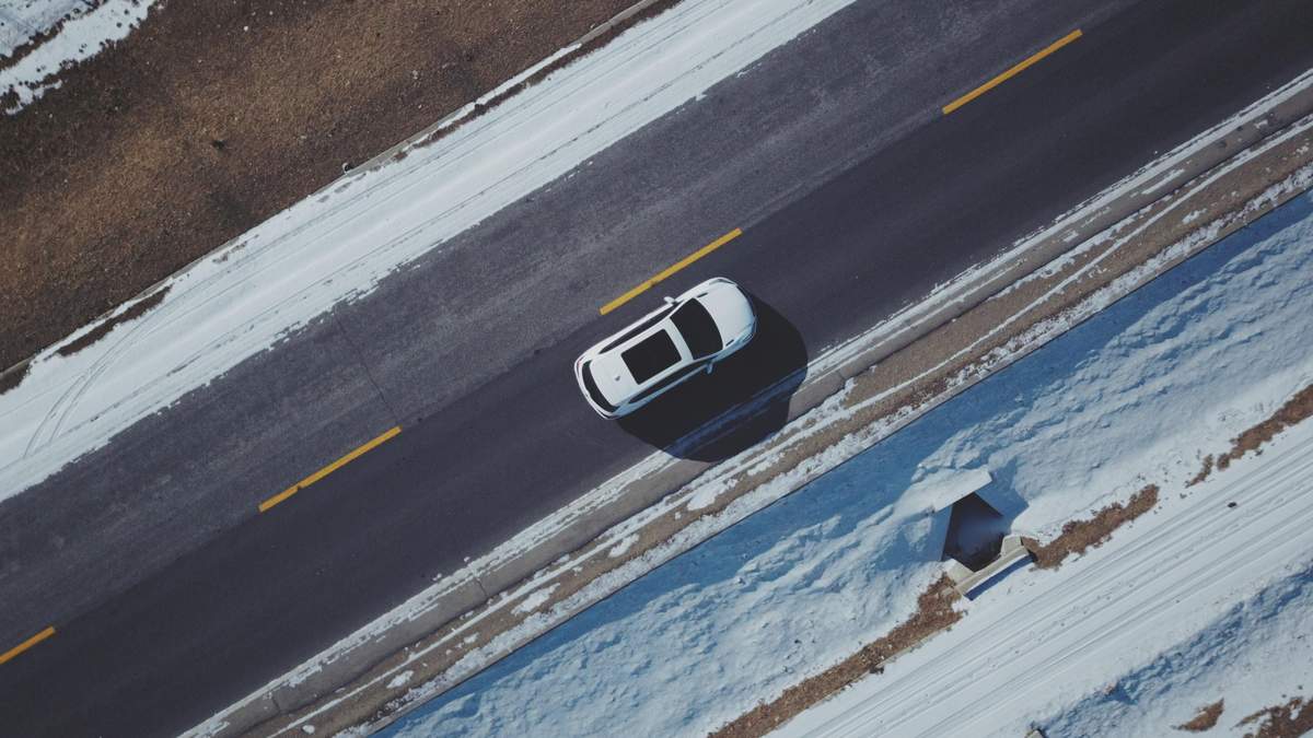 Аварийность на дорогах растет: как уберечься от ДТП зимой