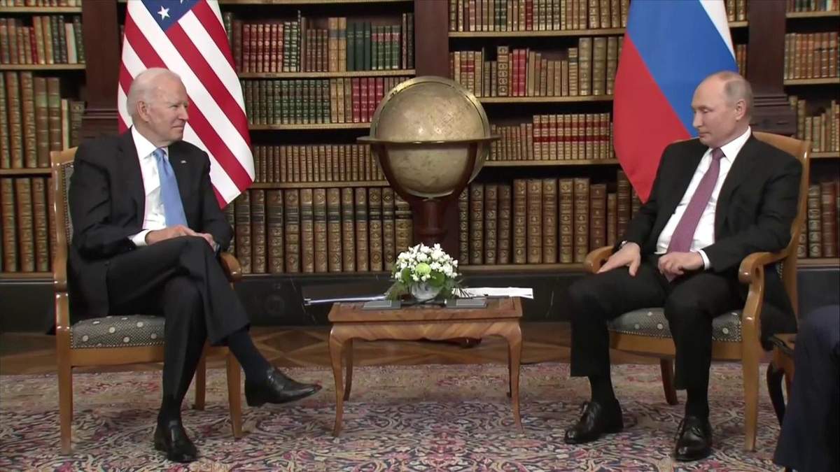 Без совместного заявления: Байден и Путин будут говорить по защищенной линии видеосвязи