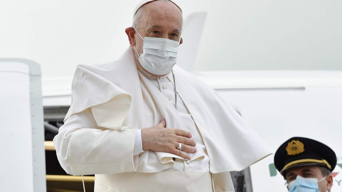 Папа Римский сказал, что секс вне брака не является самым тяжелым грехом