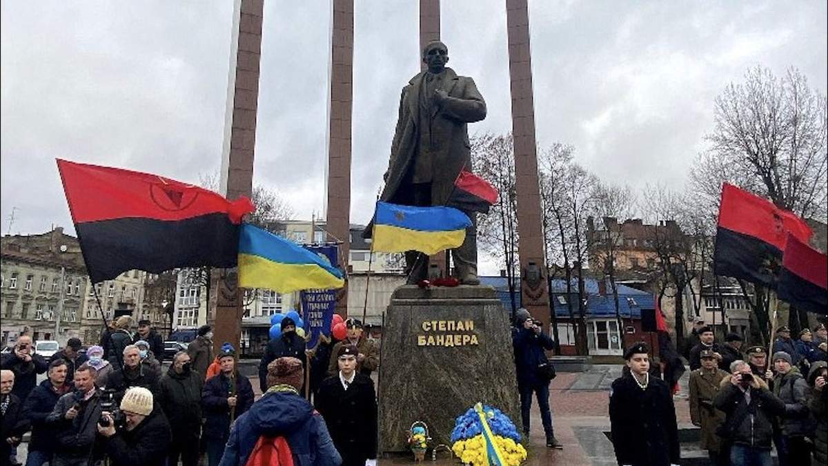 Львів'яни вшанували пам'ять Степана Бандери Львів'яни вшанували пам'ять Степана Бандери