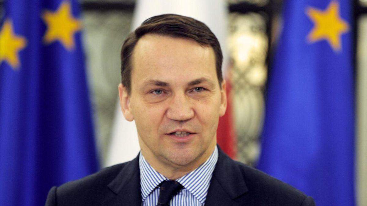 Ексглава МЗС Польщі пригрозив Москві