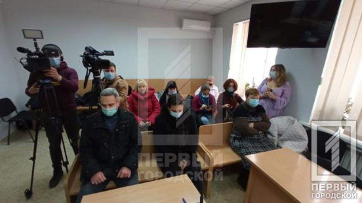 Спалення 6-річної дівчинки з Кривого Рогу: суд ухвалив вирок названим батькам - Новини Кривого Рогу - Дніпро