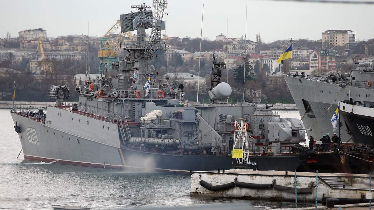 Екіпажі російських кораблів влаштовують бунти через небажання штурмувати Одесу