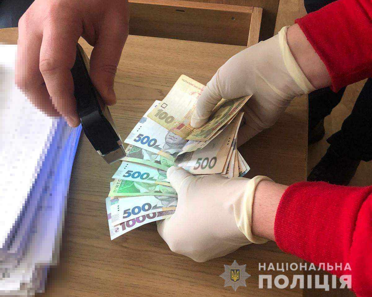 За 500 доларів обіцяв не звільняти: керівник львівського ПТУ вигадав хитромудру схему