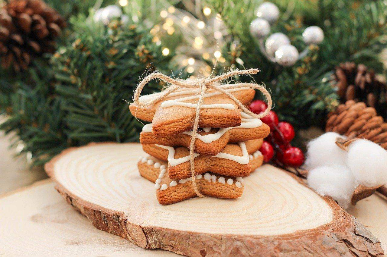Спекти печиво - чудова ідея, яка підніме новорічний настрій / Фото Pixabay