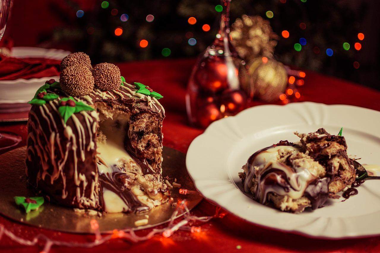 Не потрібно готувати безліч страв на новорічний стіл / Фото Pixabay