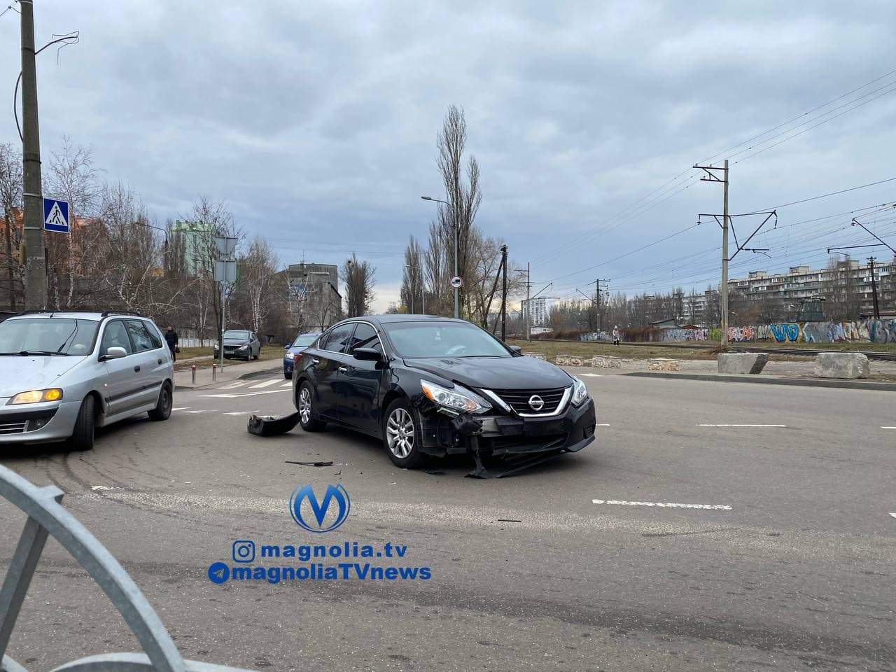 ДТП на проспекті Соборності, Київ, аварія, машина врізалася в таксі