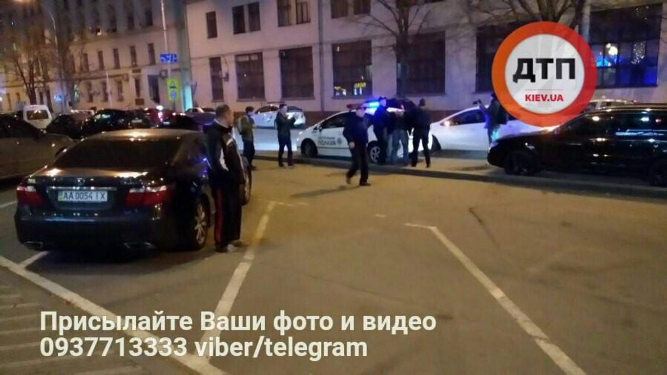 З власним авто киев