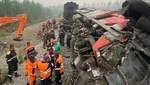 В России лоб в лоб столкнулись 2 грузовых поезда: есть жертвы – жуткие фото, видео