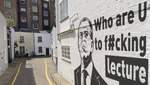 "Кто ты, бл*, чтобы читать мне лекции": русские распространили фейк о граффити с Лавровым
