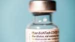 В Pfizer призвали делать третью прививку: говорят, может защитить от Дельты до 100 раз лучше