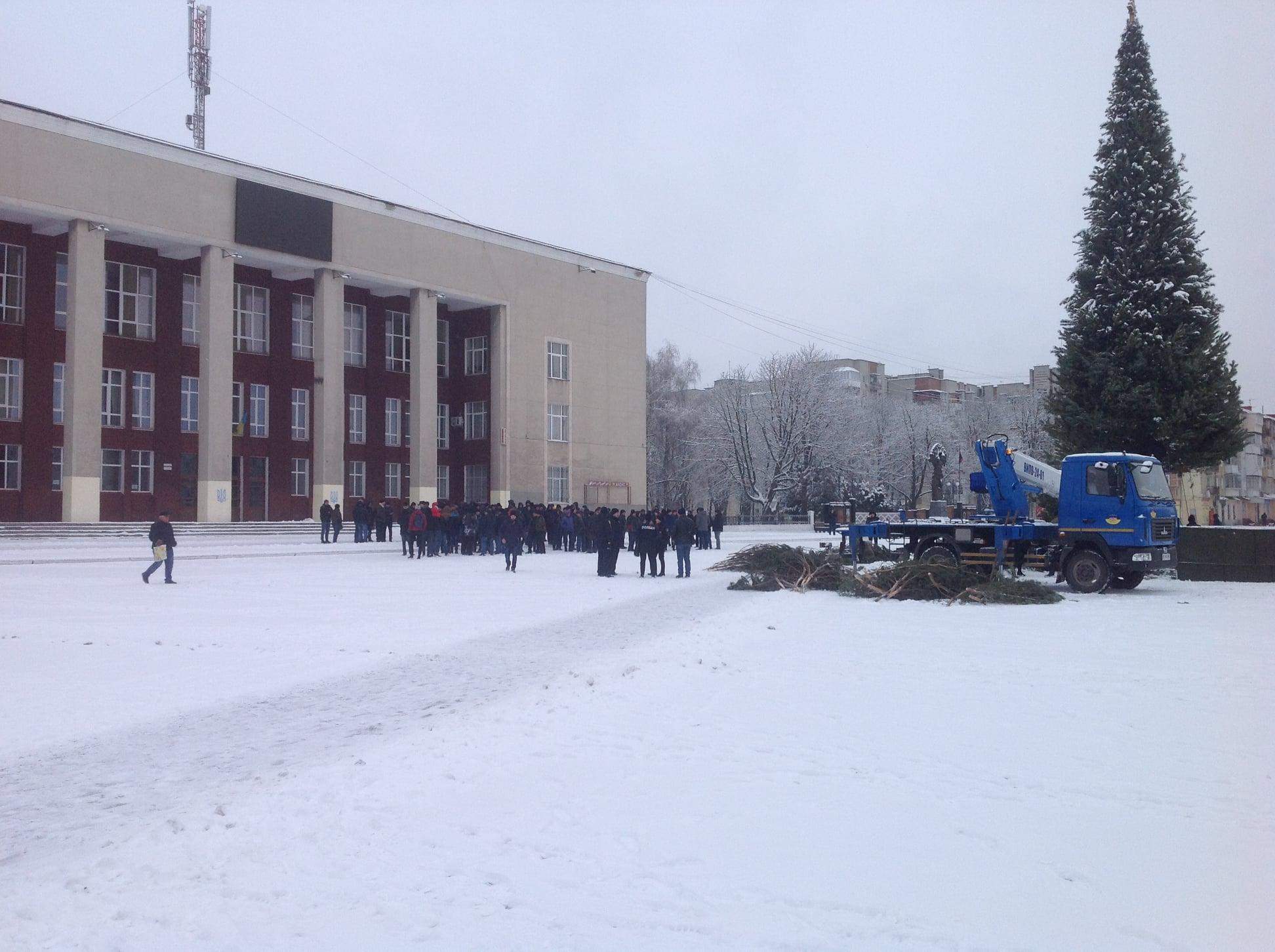 Не отримали зарплати на 376 мільйонів гривень: гірники 5 шахт на Львівщині оголосили страйк