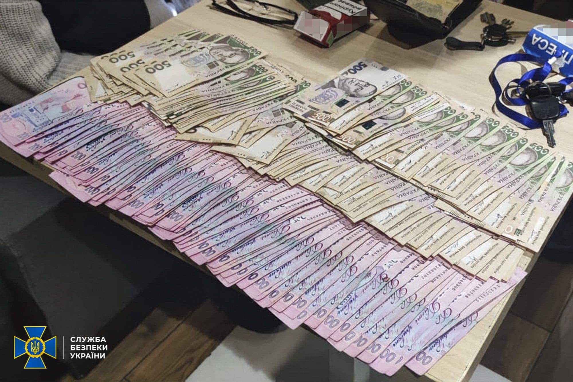 СБУ, затримання хабарника, на Дніпропетровщині активіст вимагав гроші з бізнесу