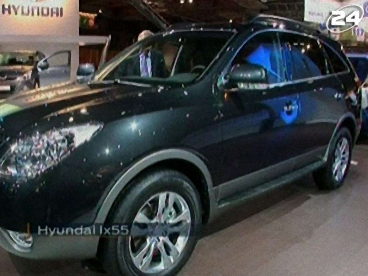 Париж 2008: Hyundai ix55; Nissan Nuvu EV