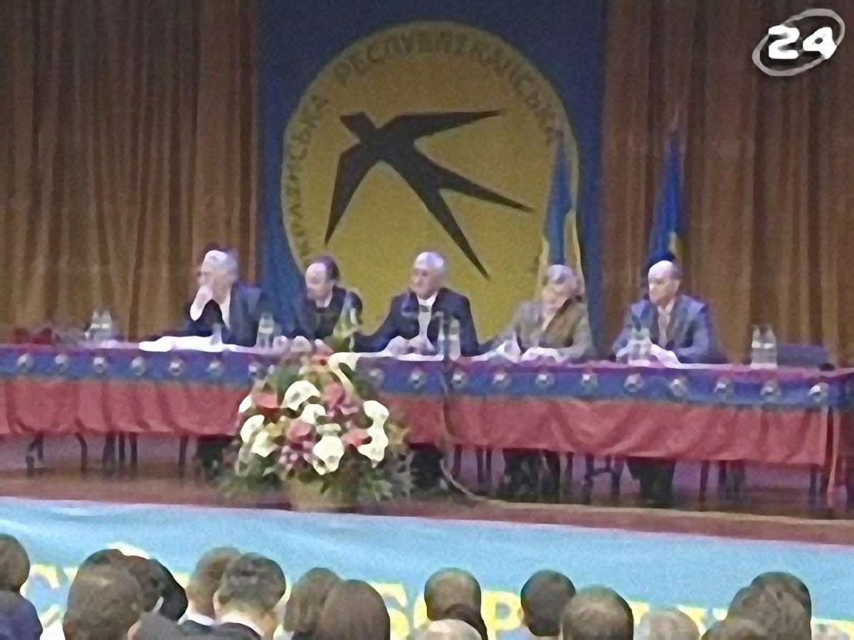 Хто в "Собор"?