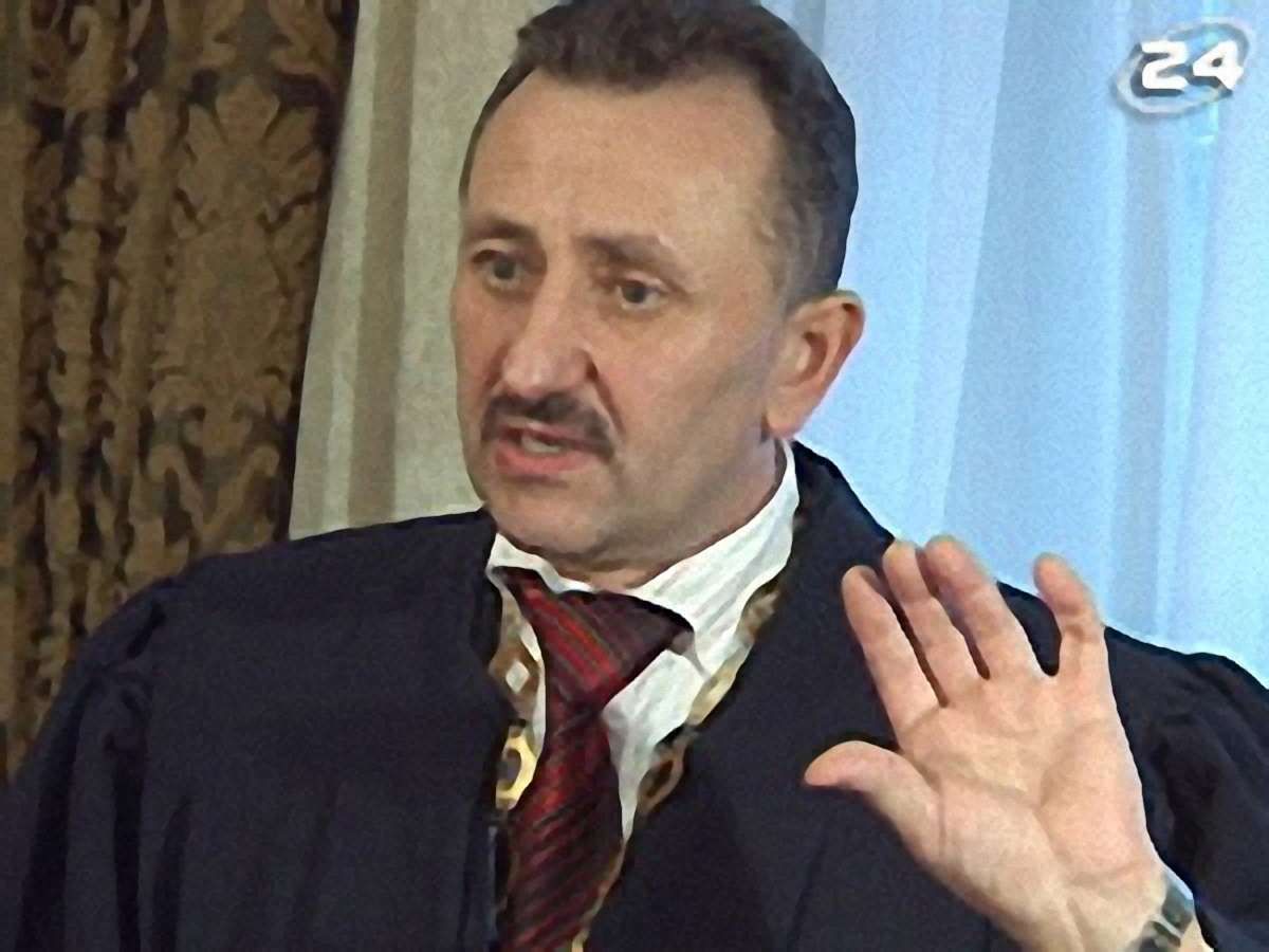 Інтимні подробиці