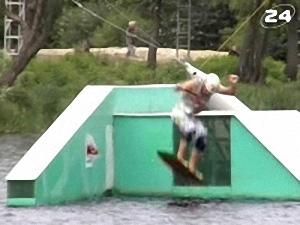 Змагання з вейкбордингу