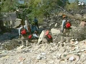 Жертви землетрусу - 3 лютого 2010 - Телеканал новин 24