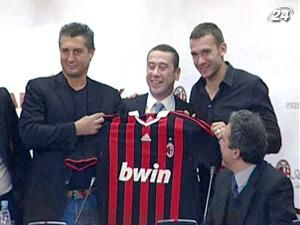 Нового Шевченка, Індзагі чи Кака шукатимуть в Україні. Нового Шевченка, Індзагі чи Кака шукатимуть в Україні.