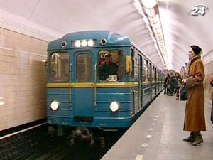 Після терактів у Москві, Київський метрополітен вирішив посилити заходи безпеки.