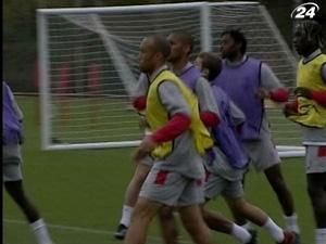 Галлас у цьому сезоні уже не допоможе "Арсеналу" Галлас у цьому сезоні уже не допоможе "Арсеналу"