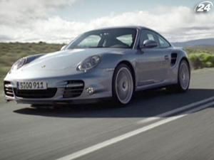 Злі язики втягнули компанію Porsche у гонку озброєння Злі язики втягнули компанію Porsche у гонку озброєння